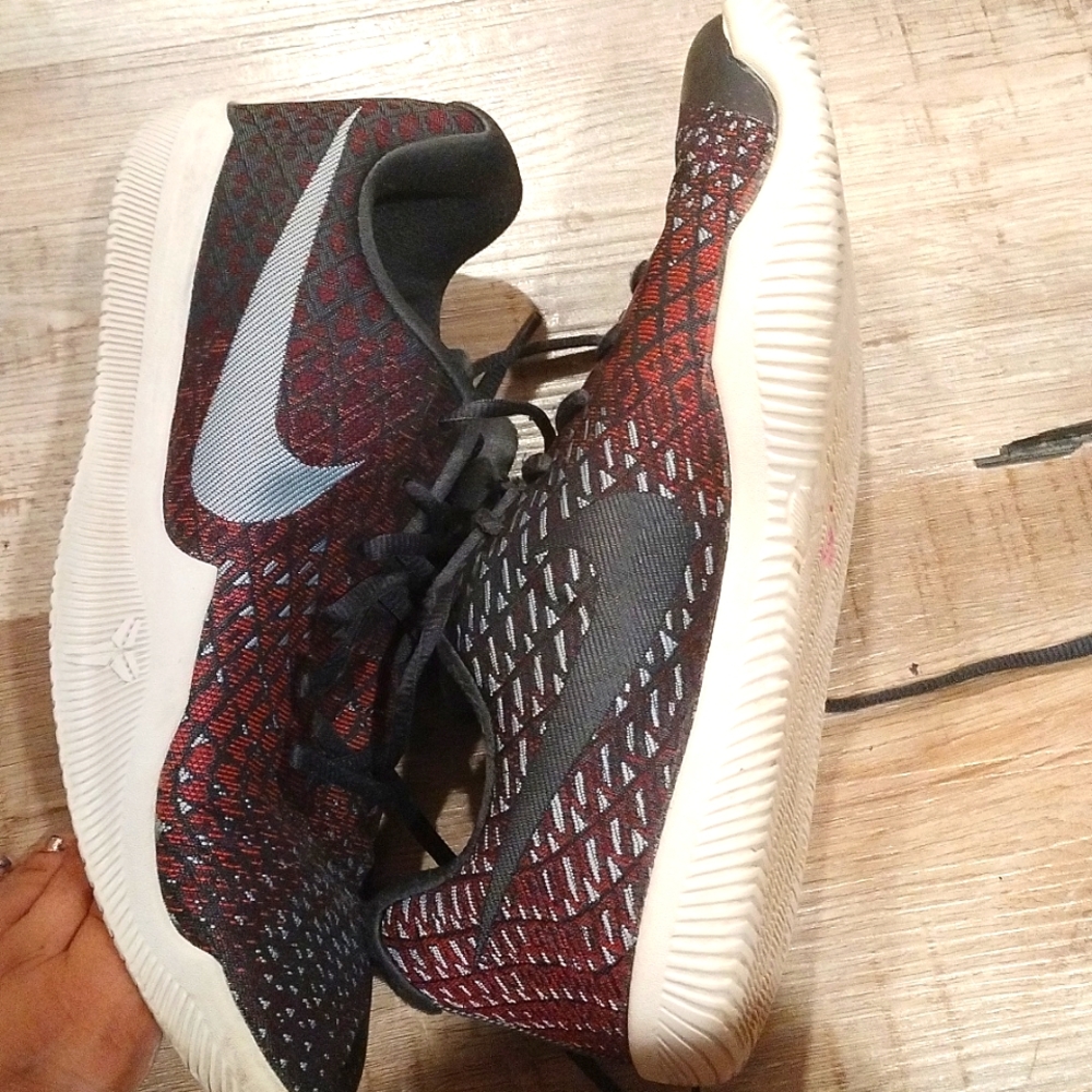 real kobe bryant shoes